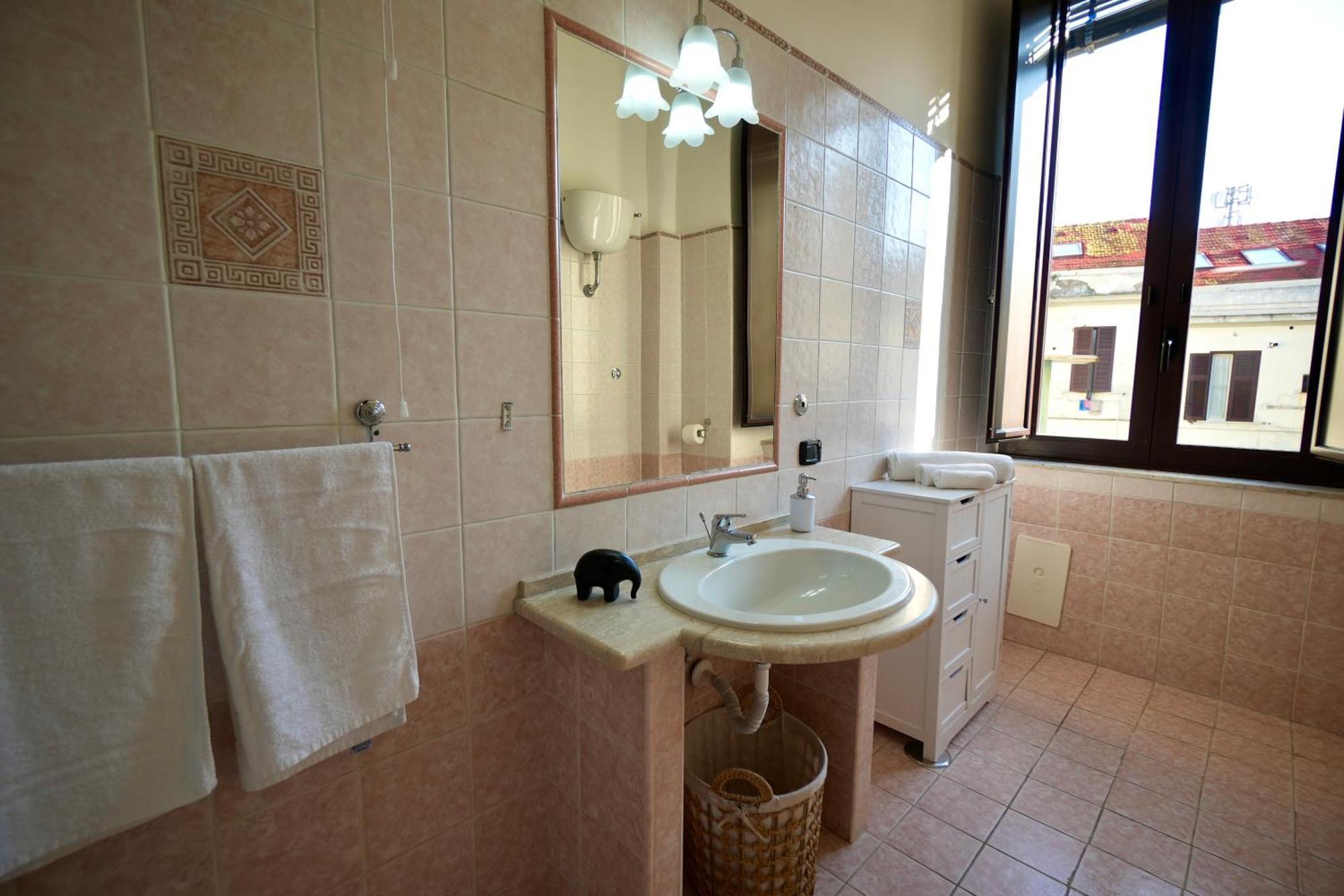 Naples 60- Historic Residence Napels Buitenkant foto